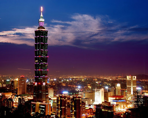 <b>东莞市鑫旭宏实业有限公司</b>